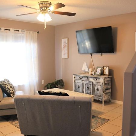 Beachside Serenity Escape - Private 3Br And 2Ba, Dog Friendly Duplex Oasis, Steps To Shore! 墨尔本 外观 照片
